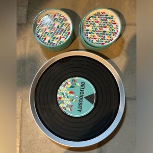 New Serving Tray with 7 appetizer plates